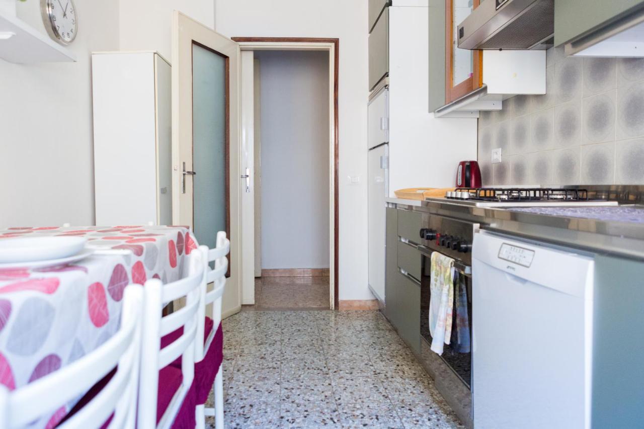 Parma A due passi dal Duomo Apartment Esterno foto
