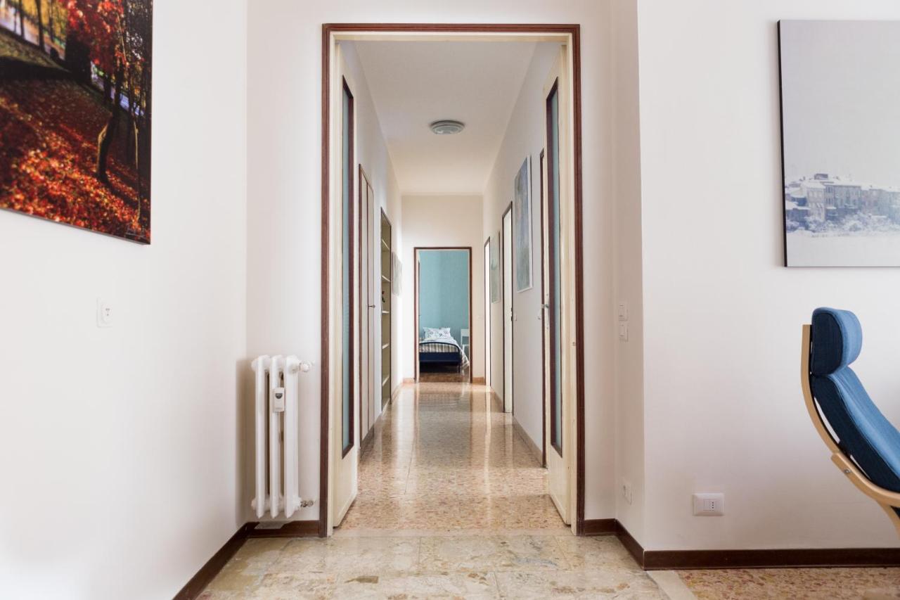 Parma A due passi dal Duomo Apartment Esterno foto